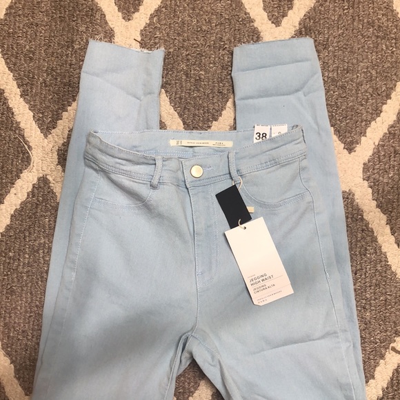 Zara High Waist Jegging - Picture 5 of 5